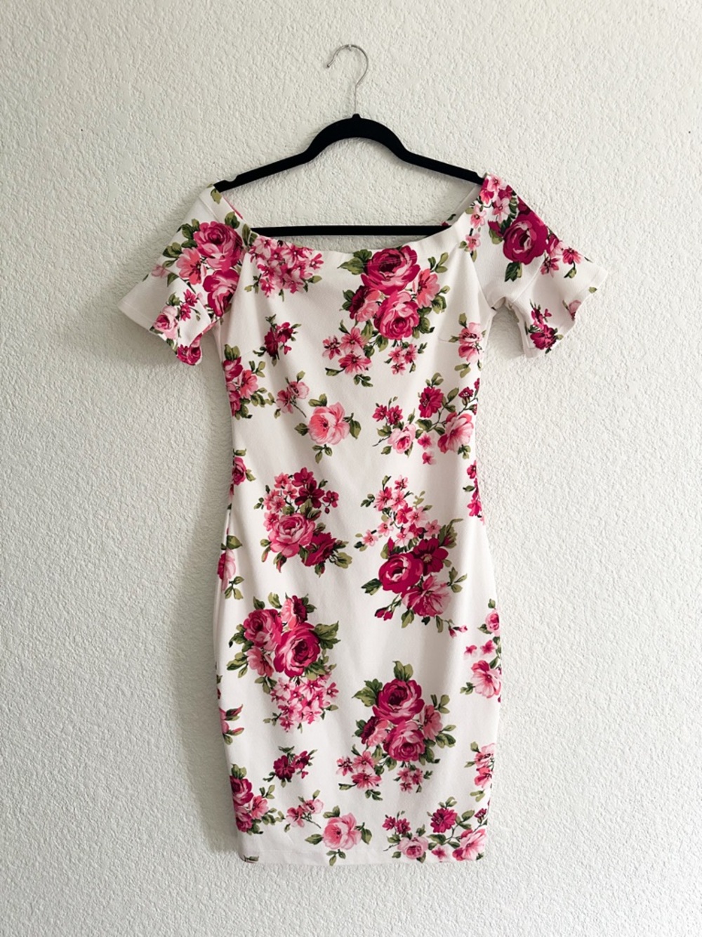 Bisou Bisou White Mini Dress with Pink Floral Print